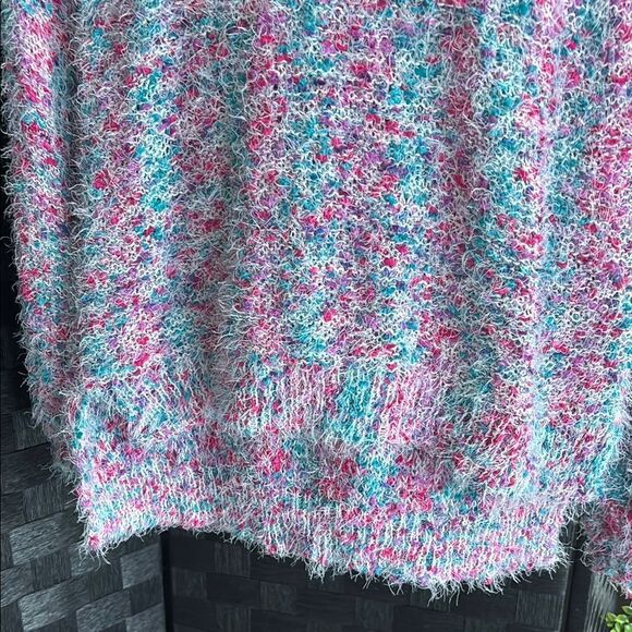 Moral Fiber Pink and Blue Crew Neck Sweater very stretchy - Picture 5 of 6